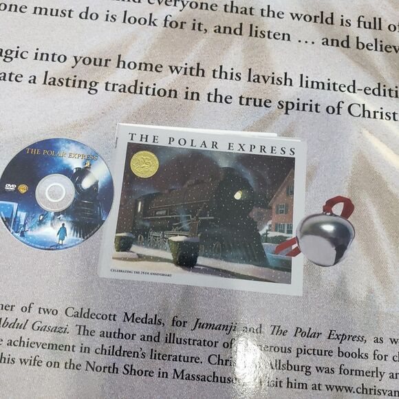 The Polar Express Holiday Gift Set - Picture 9 of 11